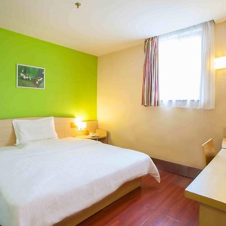 7Days Inn Foshan Zumiao Baihua Plaza Quarto foto